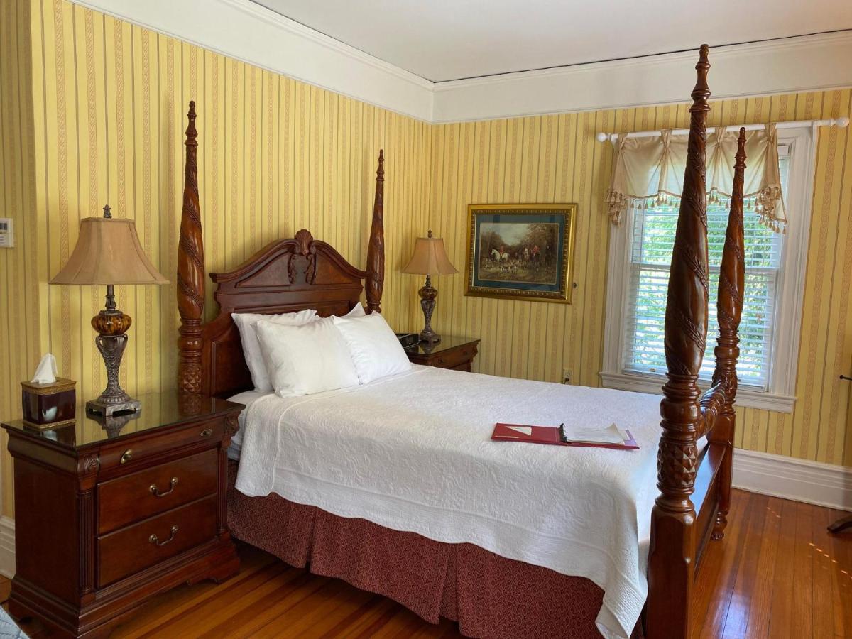 Historic Rosemont Manor 호텔 베리빌 외부 사진